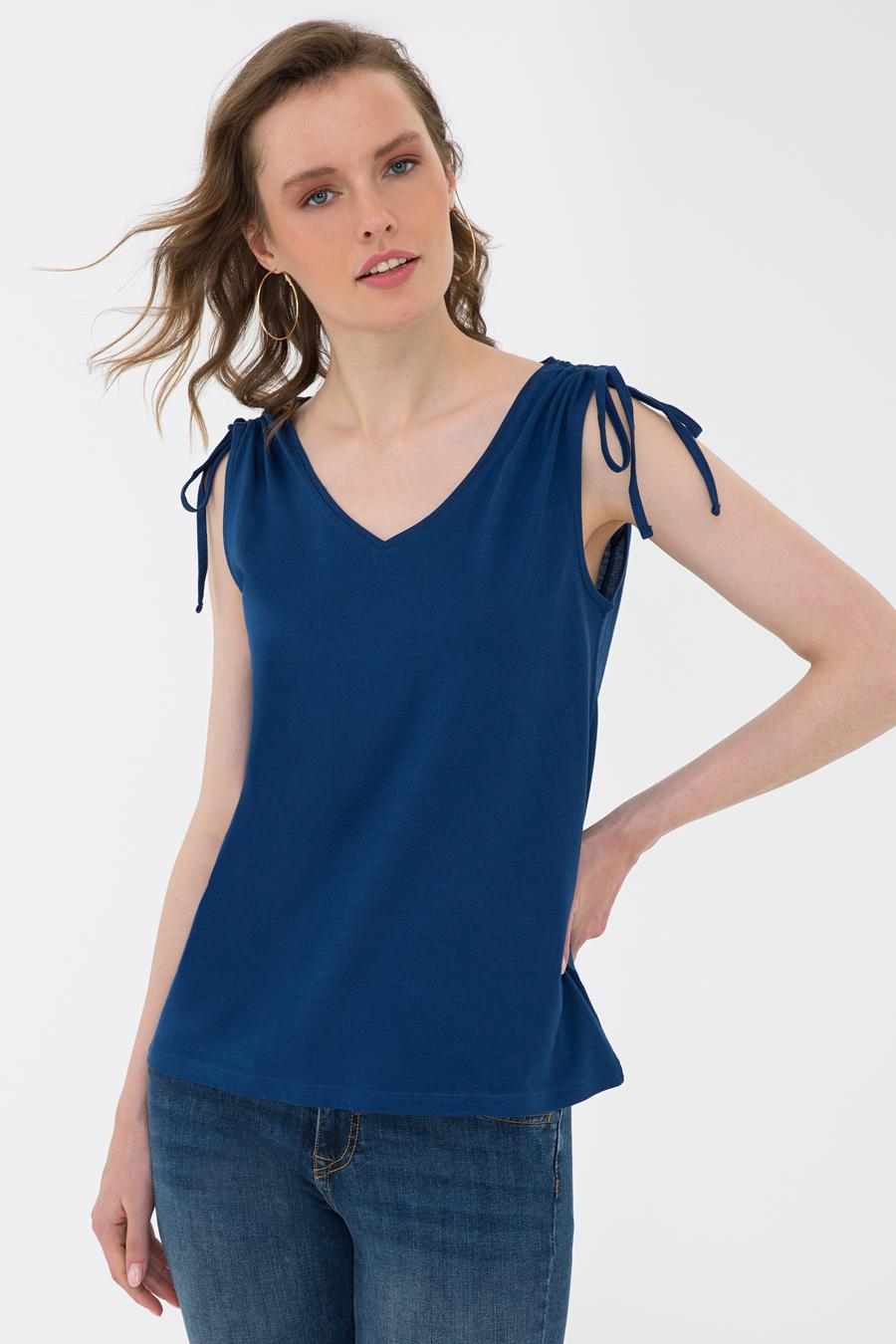 تی شرت یقه هفت لاجورد  استاندارد آستین کوتاه زنانه  پیرکاردین